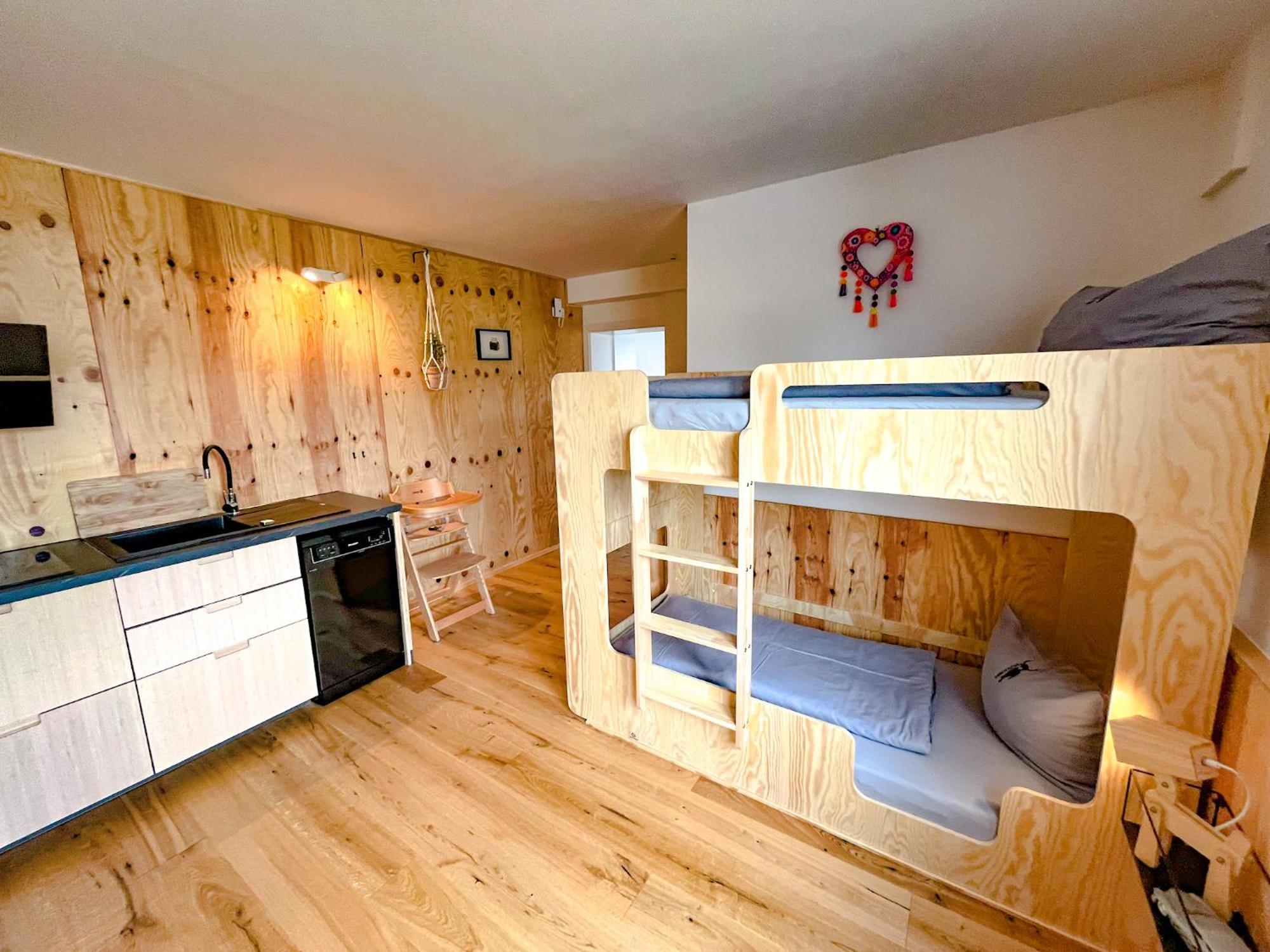Hacienda Flats - Wunderschoene Ferienwohnungen Am Seewald Friedrichshafen Bilik gambar